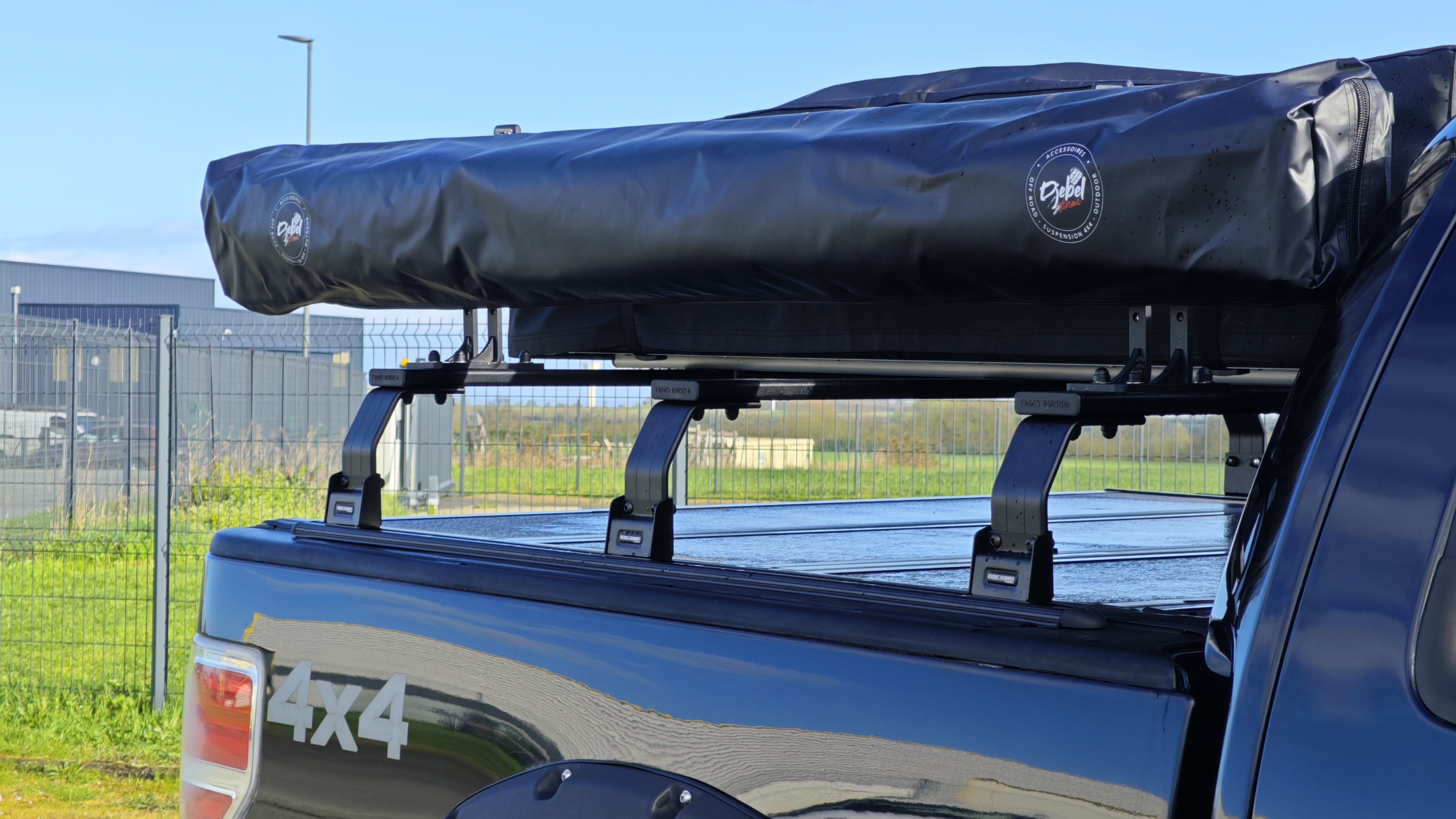 INSTALLATION DU AUVENT